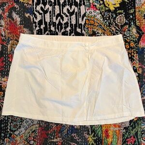 Lands End white swim skirt, size 16